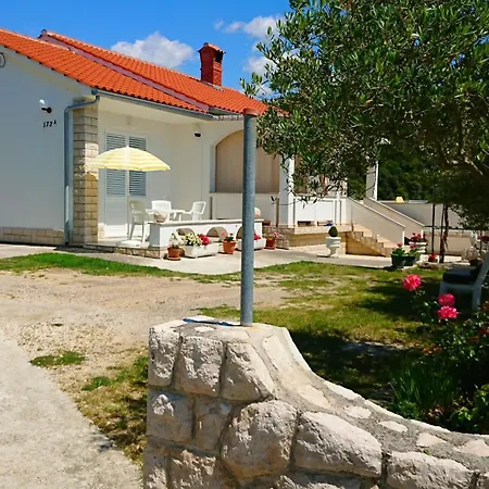 Appartamento In Kampor Rab Town